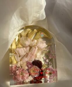 Khối hoa cưới hình vòm size L - calla, mao lương đỏ, tulip hồng, mao lương hồng, cẩm chướng hồng dâu ( phăng đâu)