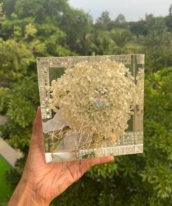 khối hoa cưới hình vuông