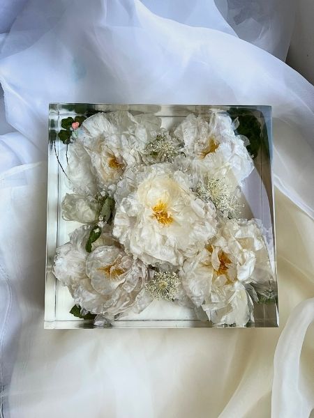 khối hoa cưới hình vuông