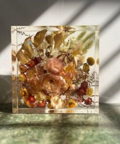 khối hoa cưới hình vuông