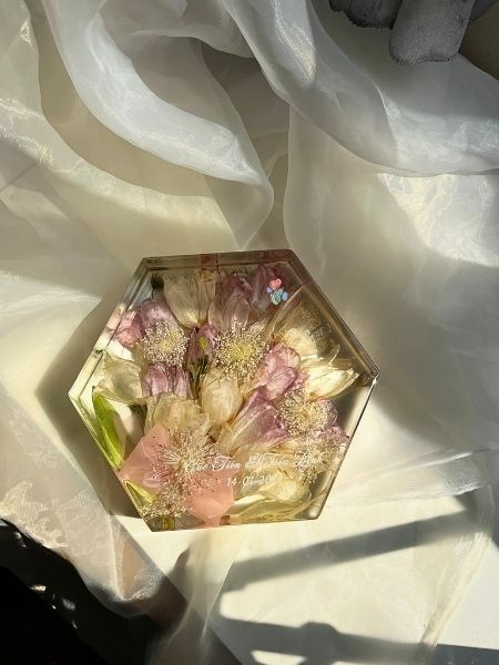 Khối hoa cưới hình lục giác