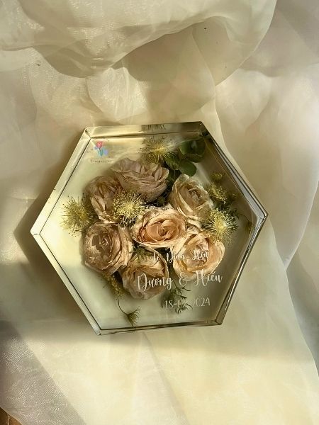 Khối hoa cưới hình lục giác