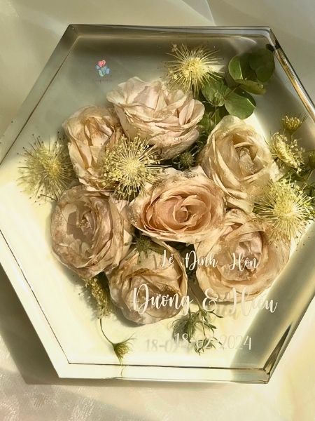 Khối hoa cưới hình lục giác