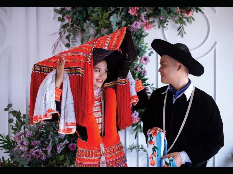 Trang phục cưới truyền thống của dân tộc Dao