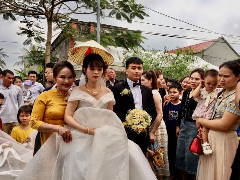 Phong tục đội nón về nhà chồng Gìn giữ nét đẹp văn hóa