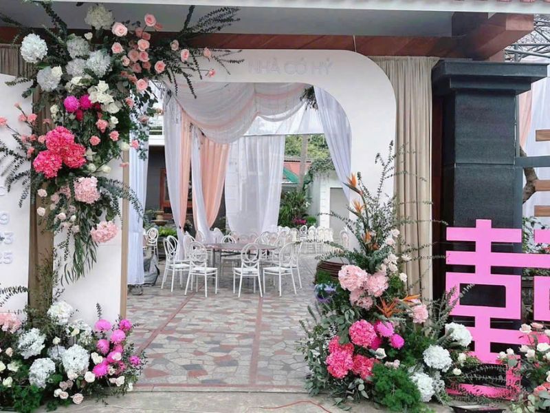 6 mẫu cổng hoa cưới đẹp cho ngày cưới ước mơ